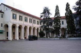 Ingresso della Biblioteca Ingresso della Biblioteca